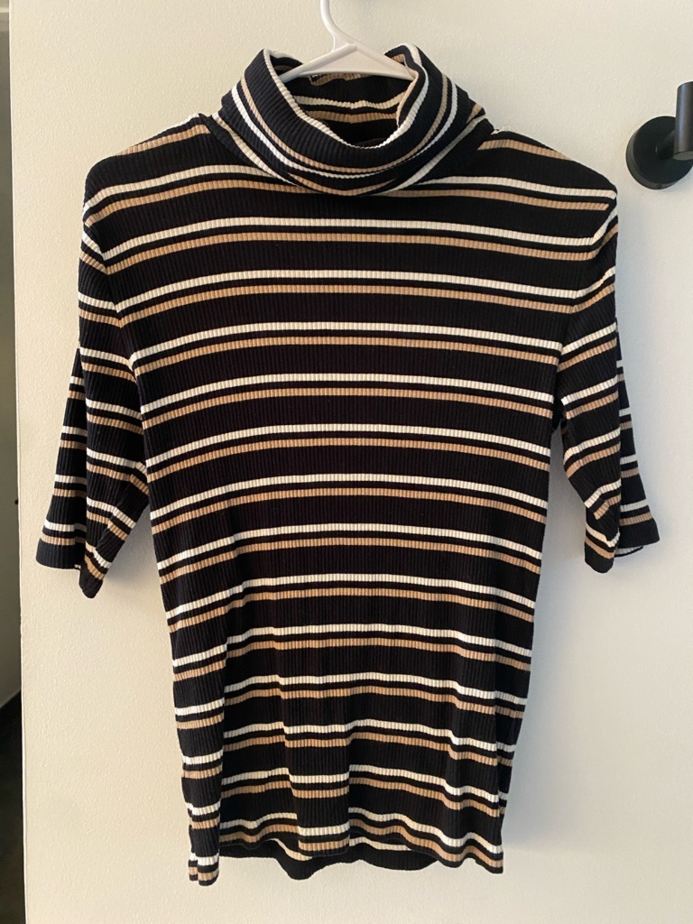 Ann Taylor Weekend Black, Cream & Tan Striped Ribbed Turtleneck